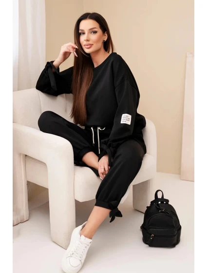 Komplet dámský máslový z viskózy s vázáním černý