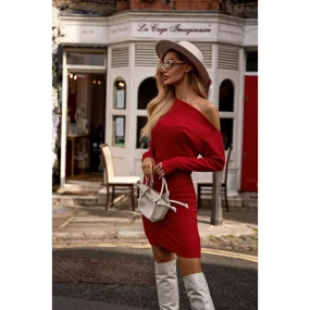 Dámske šaty so spadnutými ramenami M818 červené - Moe