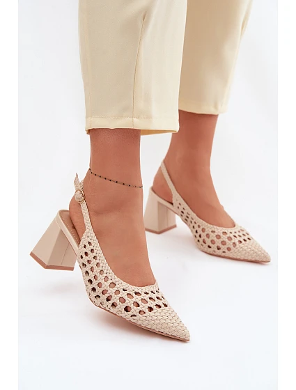 Dámske kožené sandále D-002 Kedira cream - Bellucci