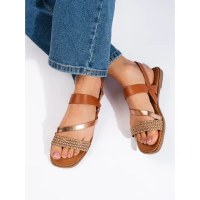 Moderné hnedé sandále na podpätku pre ženy