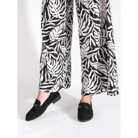 Moderní  mokasíny dámské černé bez podpatku