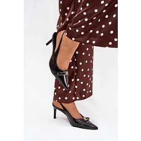 Lodičky s ihlovým podpätkom model 216021 Krok vo veľkom štýle