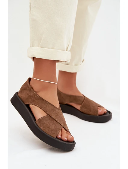 Sandále model 226330 Krok vo veľkom štýle Sandále model 226330 Krok vo veľkom štýle