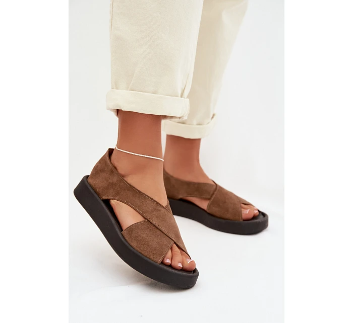 Sandále model 226330 Krok vo veľkom štýle Sandále model 226330 Krok vo veľkom štýle