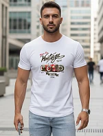 Pánske bavlnené tričko s retro potlačou biele FashionStreet NX5094R