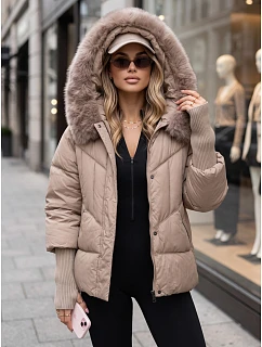 Pikowana kurtka damska zimowa z futerkiem beżowa FashionStreet TY5740