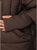 Pikowana kurtka damska zimowa z futerkiem brązowa FashionStreet TY5743 Pikowana kurtka damska zimowa z futerkiem brązowa FashionStreet TY5743