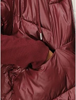 Krótka kurtka damska pikowana z kapturem bordowy model 22350568 - FashionStreet Krótka kurtka damska pikowana z kapturem bordowy model 22350568 - FashionStreet