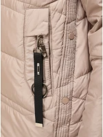 Kurtka damska zimowa pikowana z kapturem beżowa model 22350725 - FashionStreet Kurtka damska zimowa pikowana z kapturem beżowa model 22350725 - FashionStreet