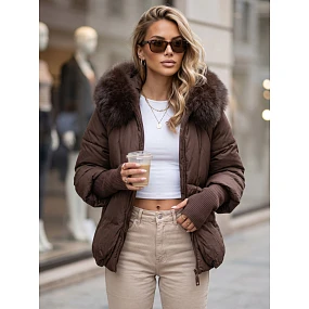 Kurtka damska zimowa pikowana z futerkiem brązowa model 22540533 - FashionStreet