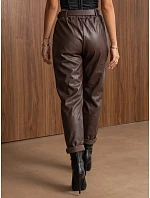 Dámske voskované nohavice s hnedým opaskom FashionStreet UY3144 Dámske voskované nohavice s hnedým opaskom FashionStreet UY3144