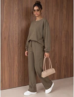 Komplet damski dresowy z szerokimi spodniami khaki FashionStreet AY1229 Komplet damski dresowy z szerokimi spodniami khaki FashionStreet AY1229