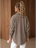 Sztruksowa kurtka damska koszulowa oversize beżowa FashionStreet TY6057 Sztruksowa kurtka damska koszulowa oversize beżowa FashionStreet TY6057