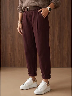 Spodnie damskie chinosy z paskiem bordowe FashionStreet UY3186