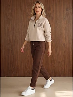Bluza damska ocieplana ze stójką i haftem beżowa FashionStreet BY1574 Bluza damska ocieplana ze stójką i haftem beżowa FashionStreet BY1574