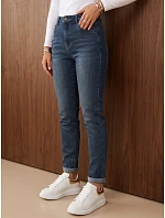 Jeansy damskie mom fit z wysokim stanem niebieskie FashionStreet UY3244 Jeansy damskie mom fit z wysokim stanem niebieskie FashionStreet UY3244