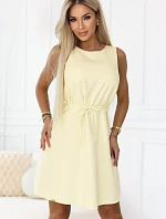 296-16 VICTORIA Trapézové šaty bez rukávov s opaskom - maslovo žlté