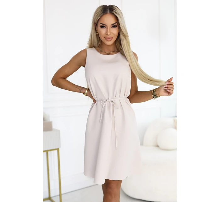296-17 VICTORIA Trapézové šaty bez rukávov s opaskom - béžové 296-17 VICTORIA Trapézové šaty bez rukávov s opaskom - béžové