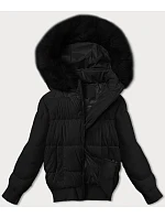 Černá krátká dámská zimní bunda se stahovacími lemy model 21248157 - S'WEST Černá krátká dámská zimní bunda se stahovacími lemy model 21248157 - S'WEST