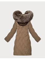 Dámská zimní bunda ve velbloudí barvě s kapucí model 21759944 - J.STYLE Dámská zimní bunda ve velbloudí barvě s kapucí model 21759944 - J.STYLE