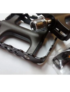 MTB pedále ZERAY hliníkové čierne grafitové