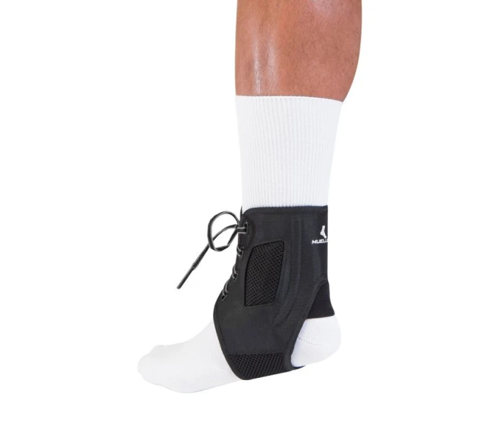 Mueller ATF 3 Ankle Brace chránič členku čierny Mueller ATF 3 Ankle Brace chránič členku čierny