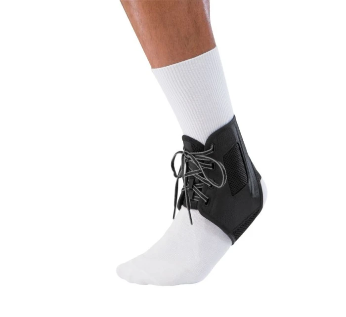 Mueller ATF 3 Ankle Brace chránič členku čierny Mueller ATF 3 Ankle Brace chránič členku čierny