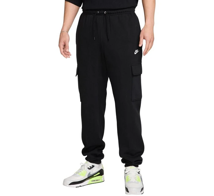 Pánské kalhoty Nike Club černé FN3805 010 Pánské kalhoty Nike Club černé FN3805 010