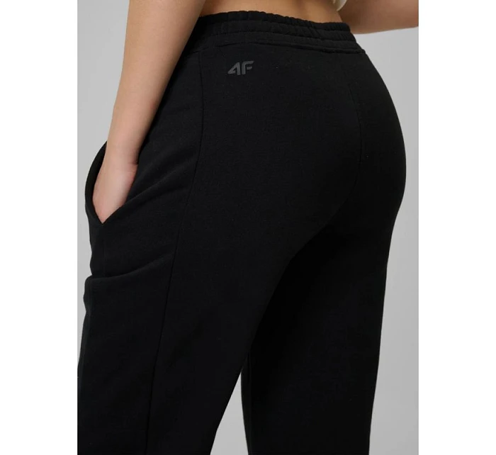 Dámske tepláky 4F 4FRSS26TTROF1724-20S Dámske tepláky 4F 4FRSS26TTROF1724-20S