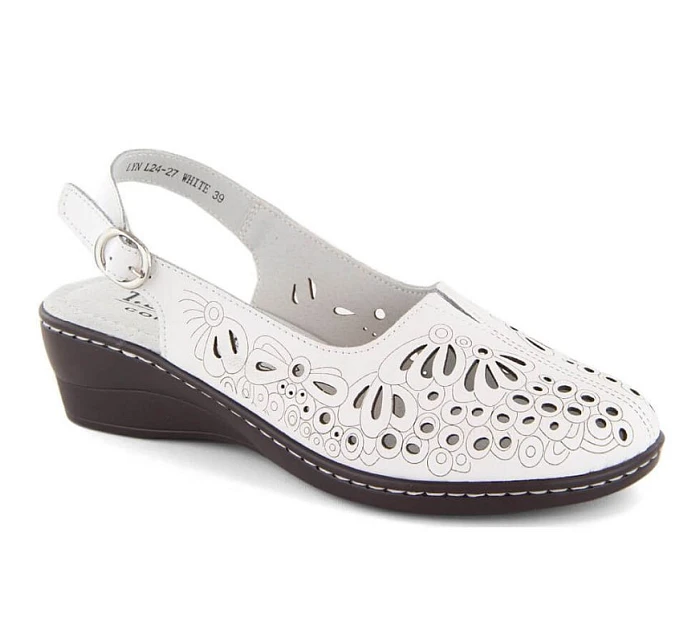 Dámské pohodlné celokožené ažurové sandály bílé T.Sokolski L26-27 Dámské pohodlné celokožené ažurové sandály bílé T.Sokolski L26-27