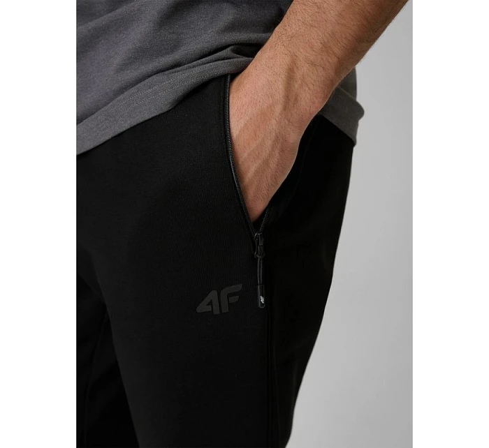 Pánské tepláky typu jogger model 22117476 - 4F Pánské tepláky typu jogger model 22117476 - 4F