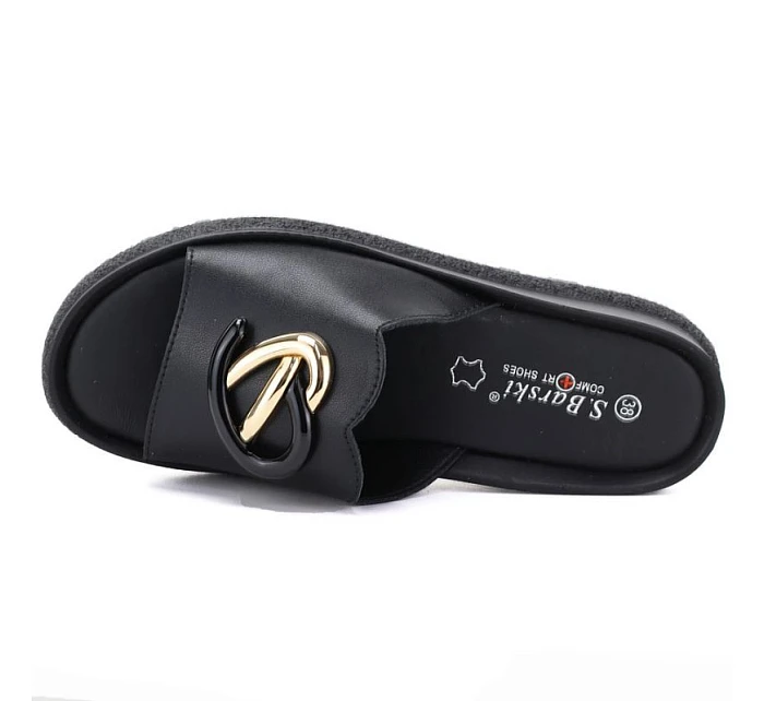 Dámske kožené žabky na platforme čierne S.Barski KV61-6046 Dámske kožené žabky na platforme čierne S.Barski KV61-6046