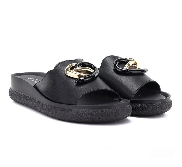 Dámske kožené žabky na platforme čierne S.Barski KV61-6046 Dámske kožené žabky na platforme čierne S.Barski KV61-6046