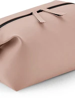 BagBase BG 330 Toaletná taška z matného PU 52.0330 nude pink