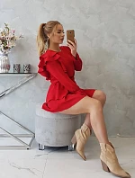 Šaty so zvislými volánmi červené