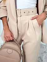 Elegantná súprava saka a nohavíc v tmavobéžovej farbe