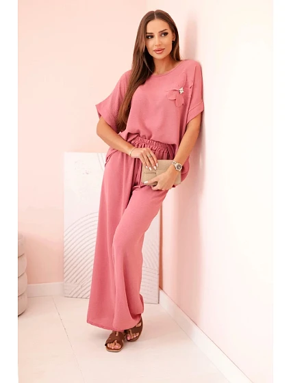 Dámský komplet z viskózy s ozdobným květem a širokými kalhotami - tmavě růžový