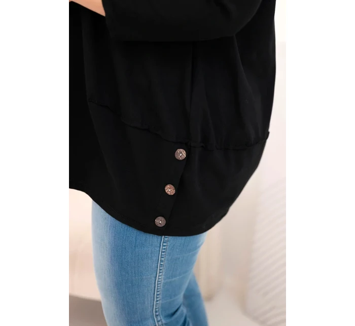 Dámská blůza Plus Size z bavlny s ozdobnými knoflíky a ohrnutými rukávy černá Dámská blůza Plus Size z bavlny s ozdobnými knoflíky a ohrnutými rukávy černá