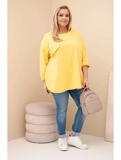 Dámská blůza Plus Size s bavlnou, kapsou a ohrnovacími rukávy žlutá