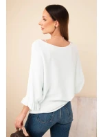 Dámsky netopierí sveter s okrúhlym výstrihom mätovej farby