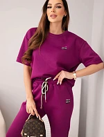 Dámsky viskózový maslový set s krátkym rukávom a nohavicami s vyhrnutou nohavicou tmavo fialový