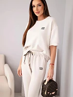 Dámsky maslový viskózový set s krátkym rukávom a nohavicami s ohrnutým lemom béžovej farby