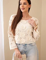 Dámsky čipkovaný sveter s kvetinovým vzorom béžovej farby