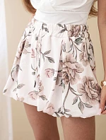 Dámske viskózové šortky s kvetinovou potlačou a viazaním v páse