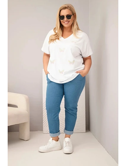 Dámská bavlněná halenka Plus Size s model 22185735 bílá - K-Fashion Dámská bavlněná halenka Plus Size s model 22185735 bílá - K-Fashion