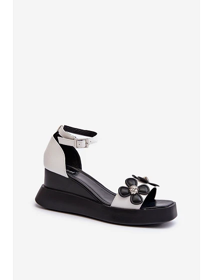 Dámské sandály na platformě a podpatky s květinami Bílé model 21658465 - Boto