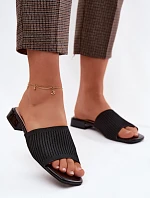 Materiálové dámské pantofle na plochém podpatku Černé Belissea