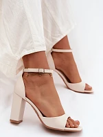 Dámské sandály na podpatku z imitace kůže světle béžové Melvra