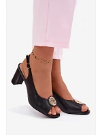 Dámské sandály na podpatku se zlatým detailem Černé Lotus