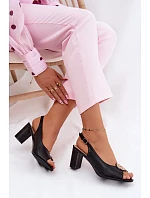 Dámské sandály na podpatku se zlatým detailem Černé Lotus